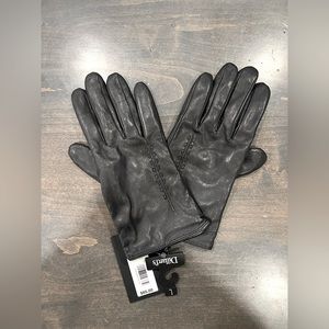Leather gloves, Dillards, large
